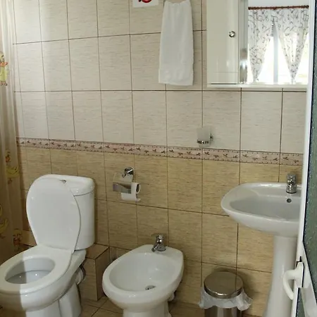 Italia 3* Тирана