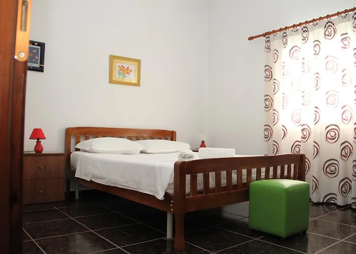 Italia Hotel Tirana