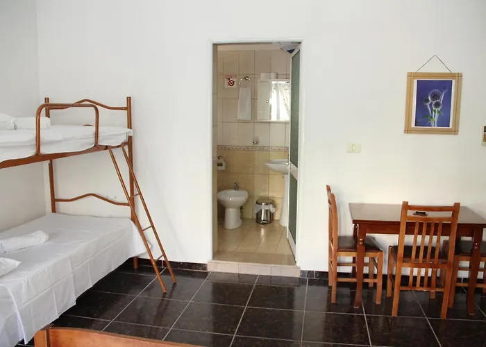 Italia Hotel Tirana